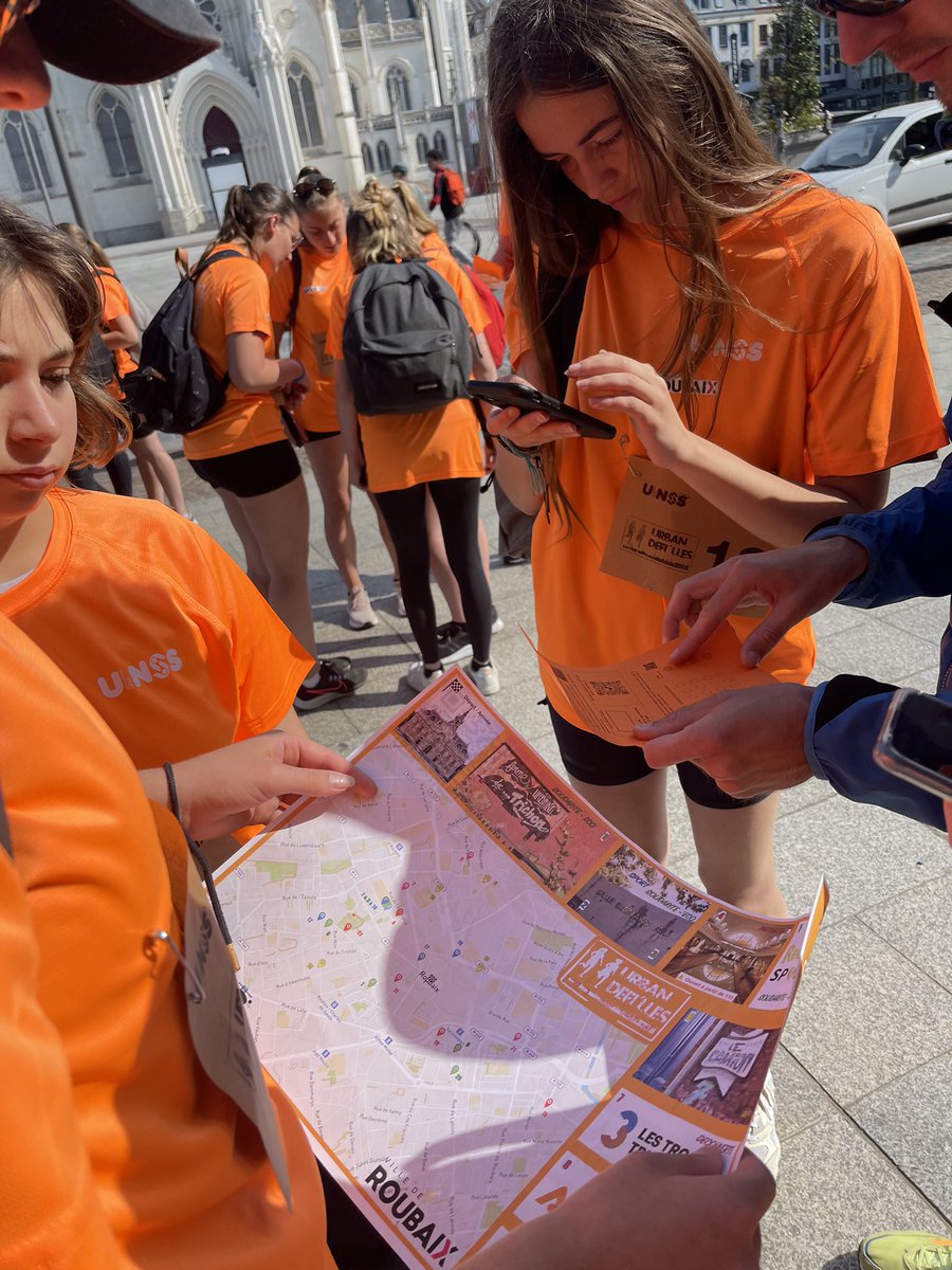 GO pour l’Urban défi’lles un raid urbain 100% féminin dans la ville de #Roubaix : challenges sportifs, découverte du patrimoine et du tissu associatif.
Accueil matinal des équipes académiques par le maire Guillaume Delbar.
<a href="/AcLille/">Académie de Lille</a> <a href="/hautsdefrance/">Région Hauts-de-France</a> <a href="/IloveRBX/">I love Roubaix</a> <a href="/guillaumedelbar/">Guillaume Delbar 2020</a>