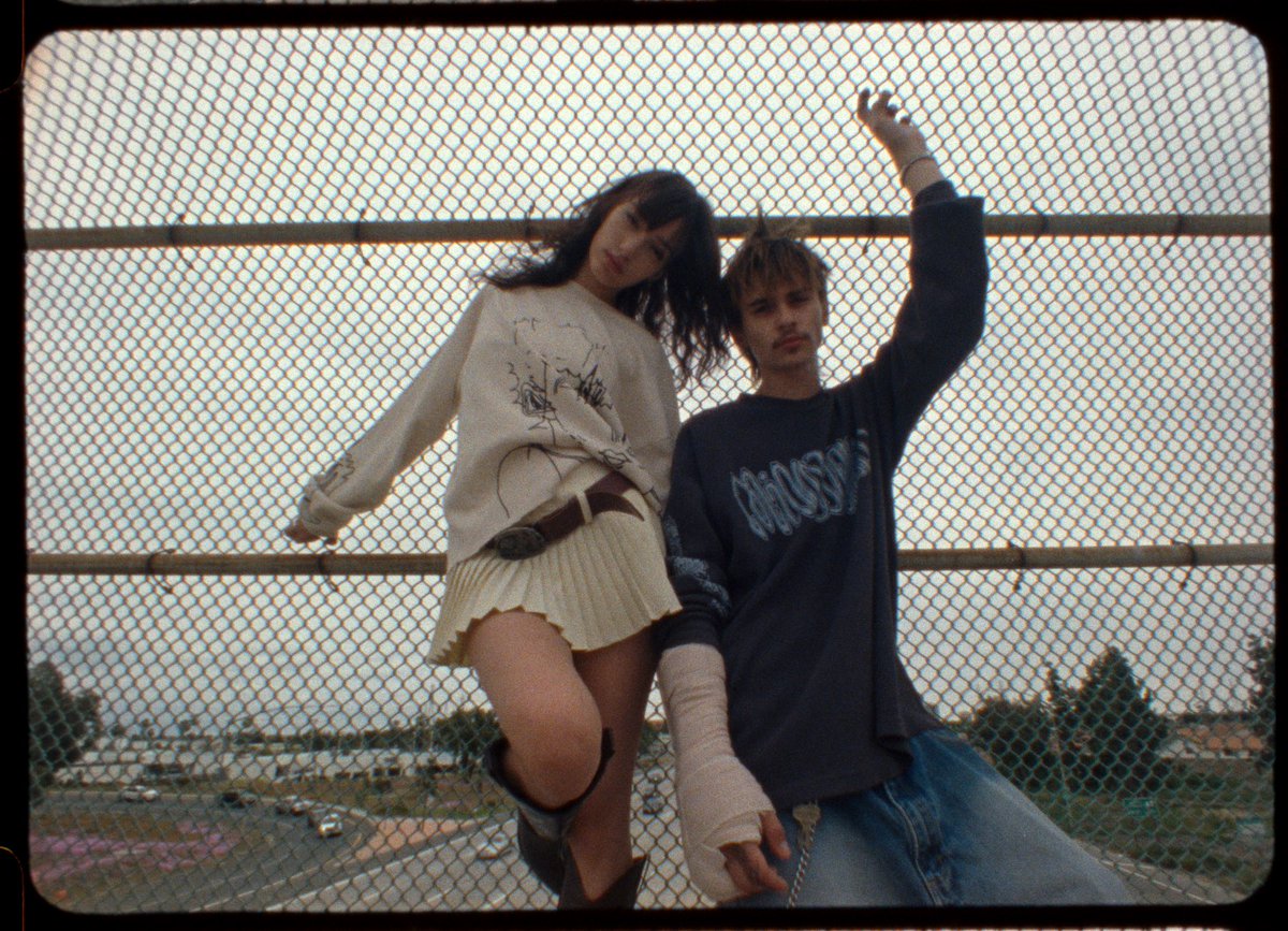 SHORE 🌊 tweet media