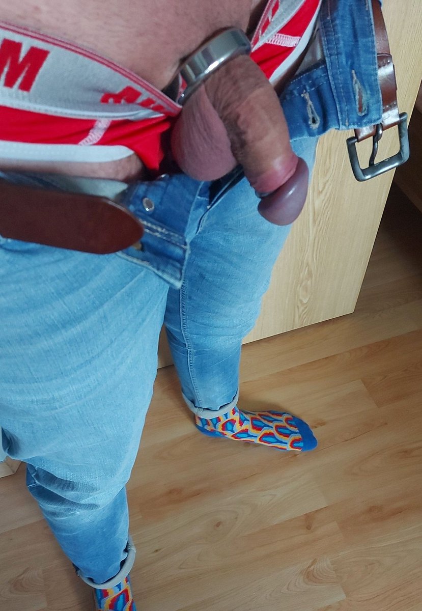 MacbbMaster's tweet photo. @efram007 So proud of you my owned fªgg°t sex slav€. This is my favorite photo of the bunch. Such a delicious, horny cock that I own and control. 🤤😎🔥🔥🔥
#proudMaster
#gayBDSM
#ownedfaggot https://t.co/Ff76tepPjw