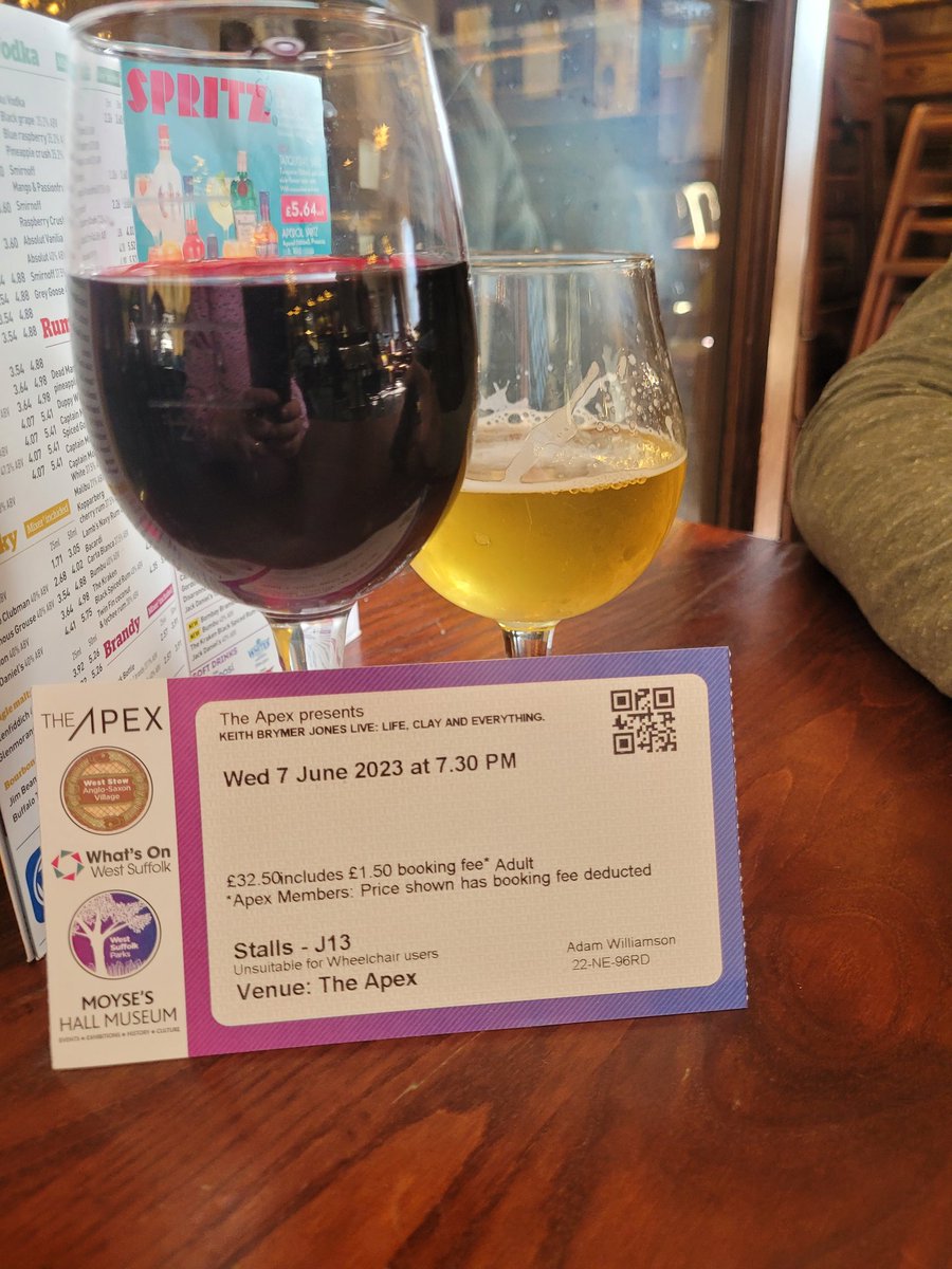 Tonight's the night! Waiting to see @KBJWhitstable at the apex! #lifeclayandeverything
