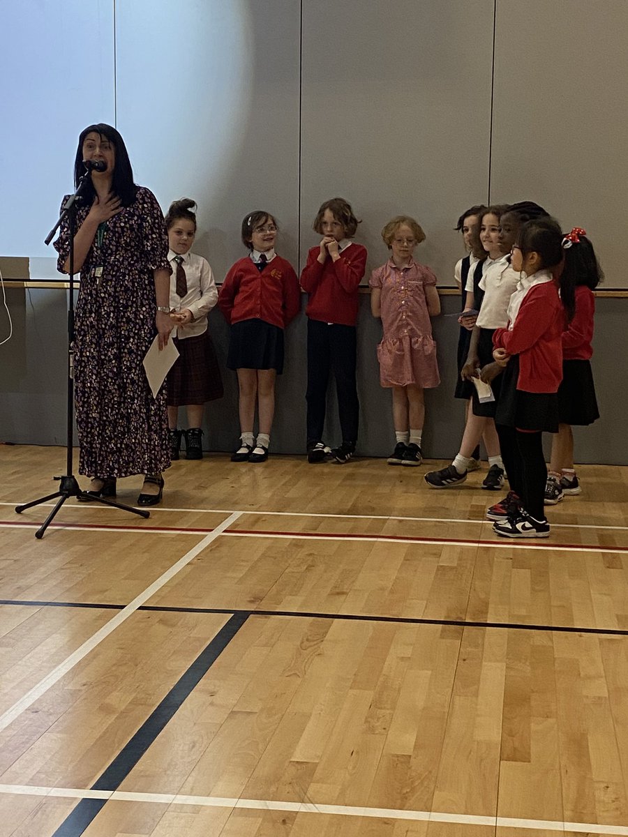 Thank you @NKPrimary for inviting me to your special School Opening Ceremony today! I really enjoyed hearing about your journey, listening to the singing and Gaelic blessing from the soon to be Calton Gaelic primary👏👏👏👏