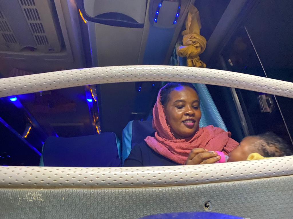 Our team facilitated today the evacuation of more than 280 children and 70 caretakers from the Maygoma Orphanage to a safer location outside the capital.

They spent incredibly difficult moments while fighting has been raging, without access to proper healthcare.