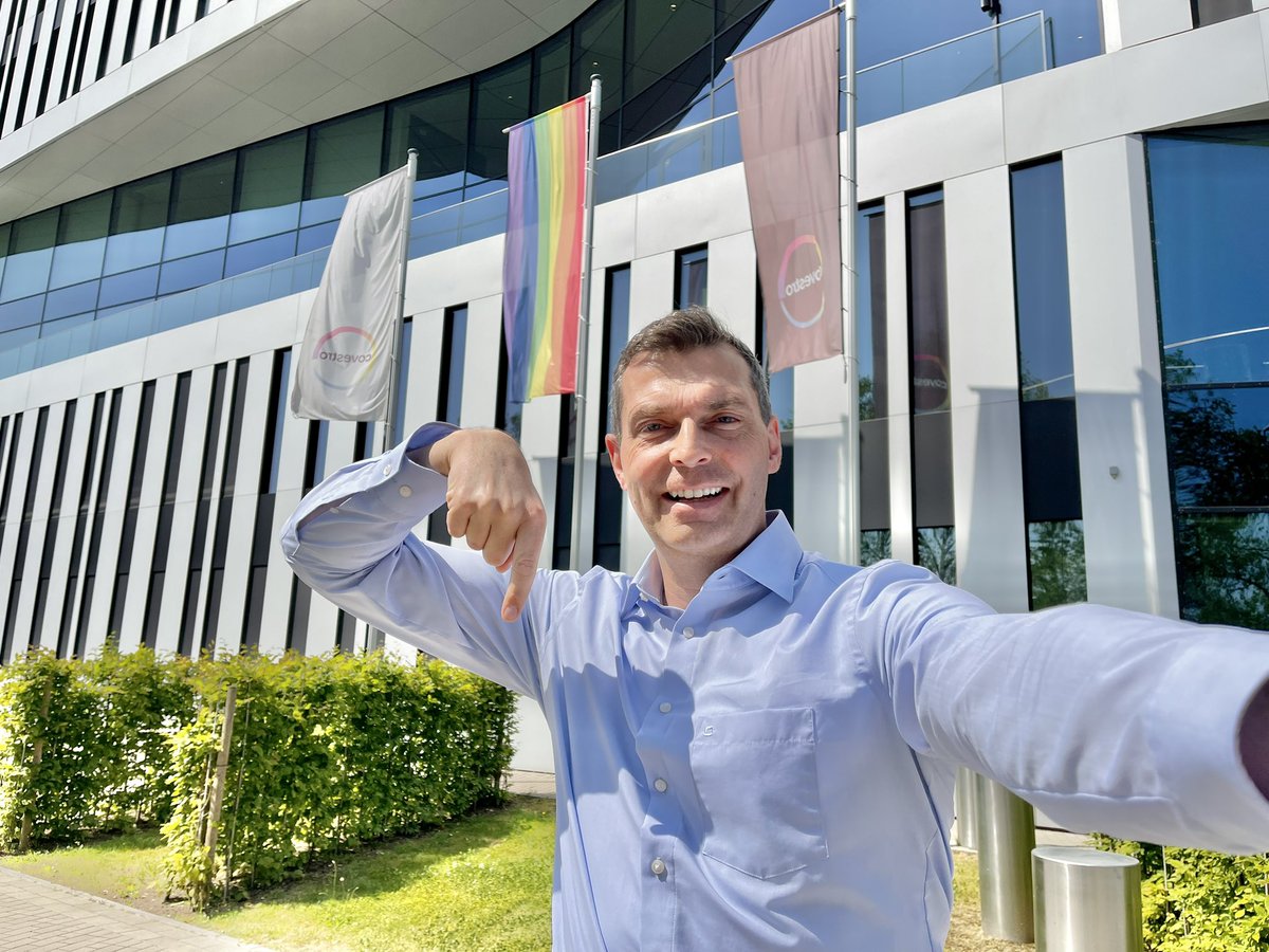MSteilemann's tweet photo. Diversity, equity, and inclusion require ongoing dedication and work. I am proud of my @Covestro colleagues who bring these values to life, daily. Today I want to use my channel to share a message from a valued Covestro Employee Resource Group (ERG), UNITE. 👇 #PRIDEmonth https://t.co/hobGmXvDiN