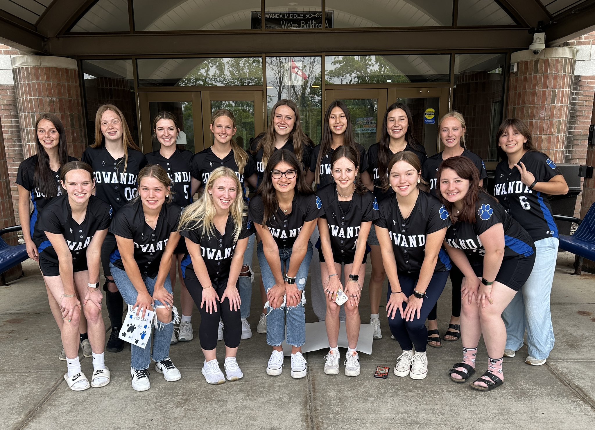 GowandaCSD on Twitter "Gowanda CSD unites to clap out the varsity