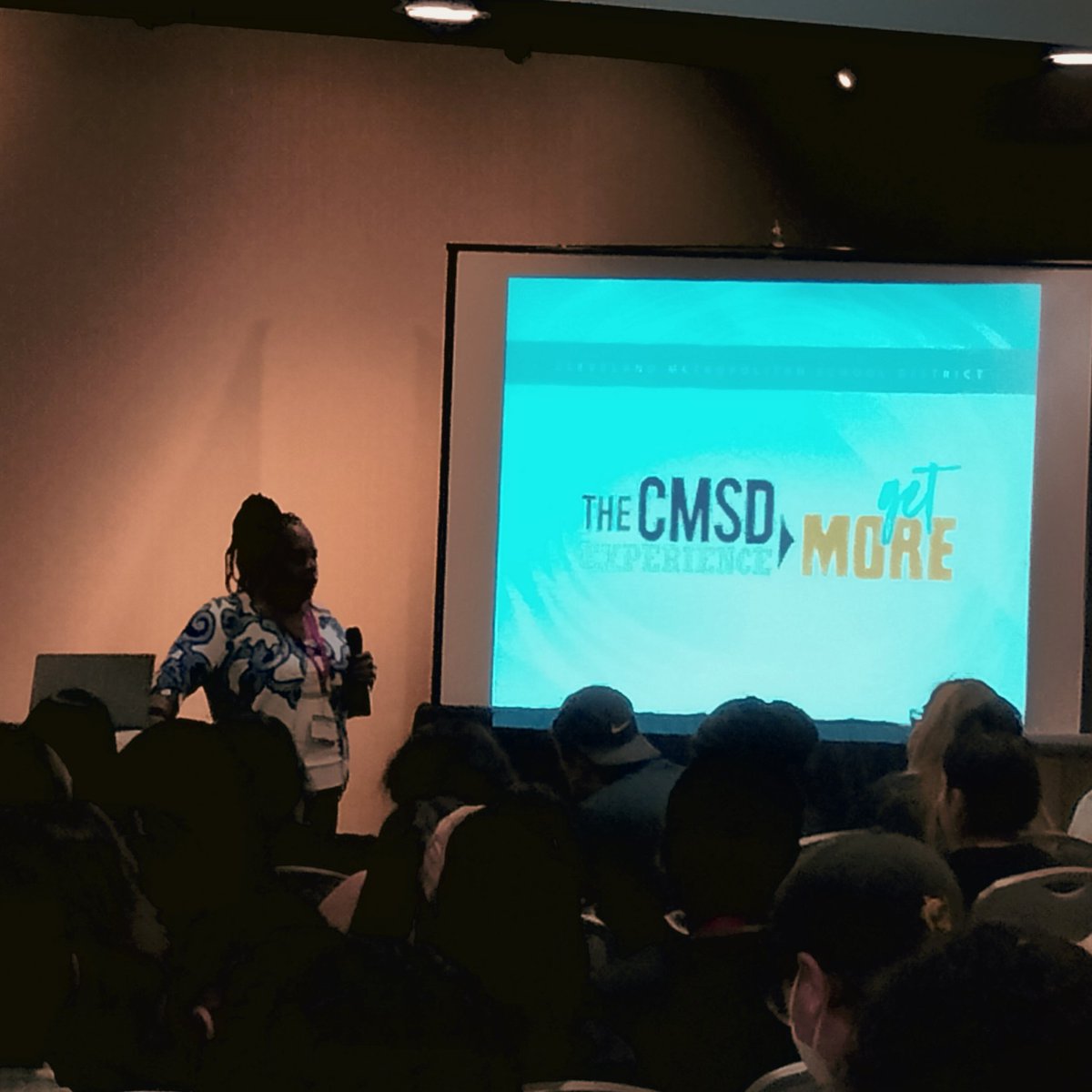 Tracy Hill tweet media