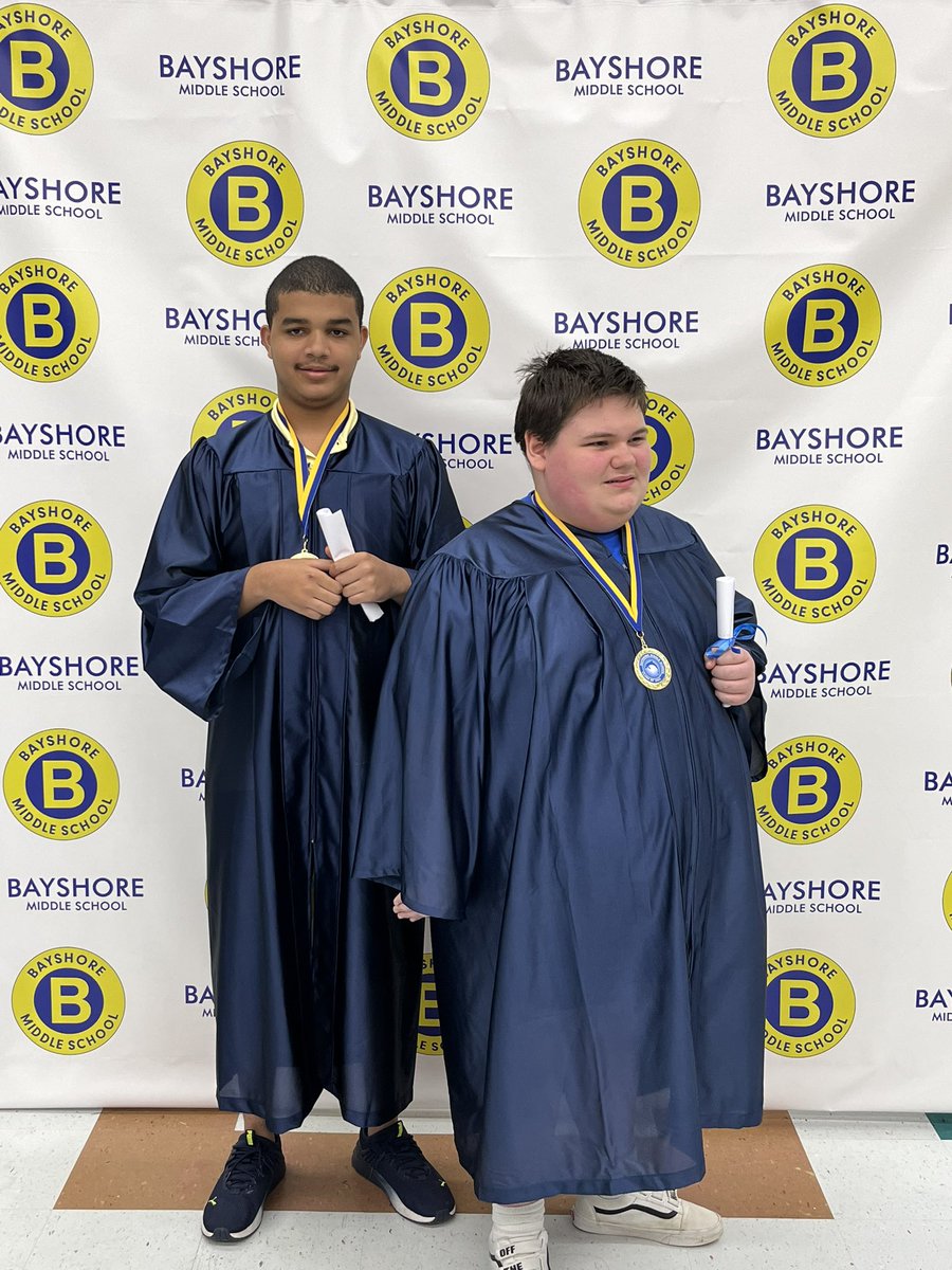 Congratulations to the Class of 2023 from the autism program at Bayshore! All the best at South boys!