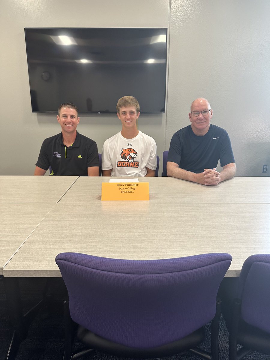 Congratulations to Riley Plummer signing to play baseball at Doane University. Proud of you Riley!