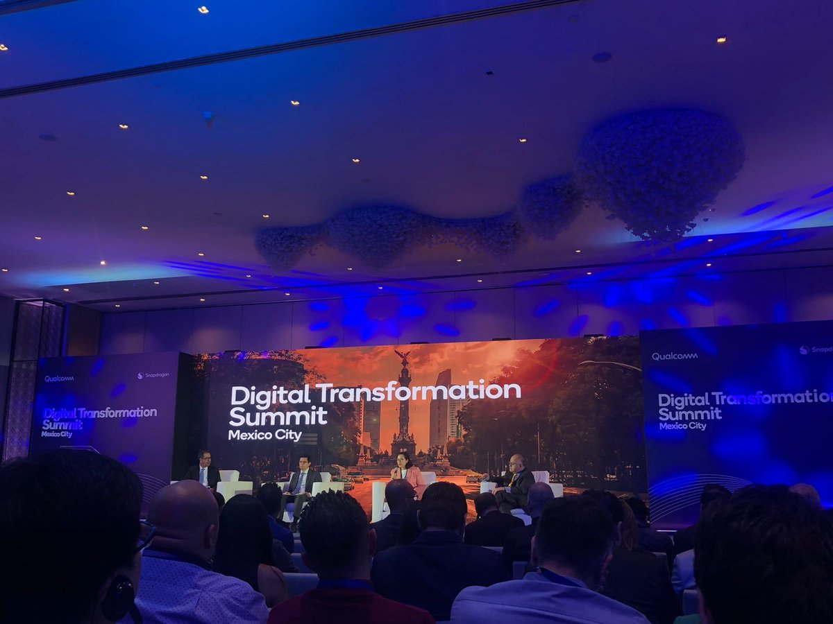 Globalhitss's tweet photo. Ayer nuestro Director de Alianzas estuvo presente en el #DigitalTransformationSummit  de nuestro partner @Qualcomm dónde reafirmó nuestro compromiso como compañía para acelerar la adopción de #tecnología #5G, #Inteligencia #Artificial #AI e #IOT en las empresas. https://t.co/AZw7q2EyQp
