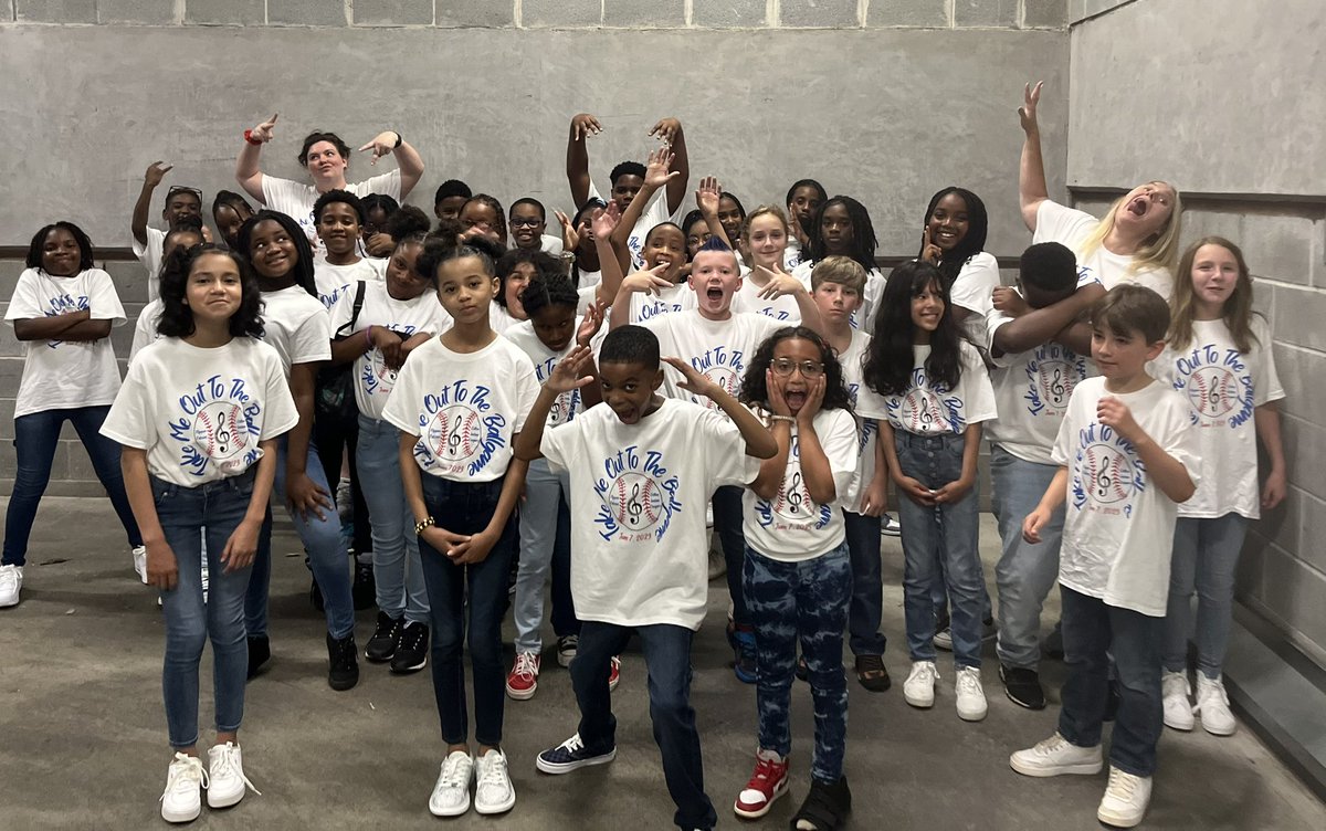heidimusictchr's tweet photo. The students did a fabulous job! #blessed #proudteacher @CIE_HCS @flippenfabmusic @PShBurgess @MahoganeyJack @GwynethGwyfran @FineArtsHCS @VGrubbsAP @HenryCountyBOE https://t.co/XRpnqtiPIZ