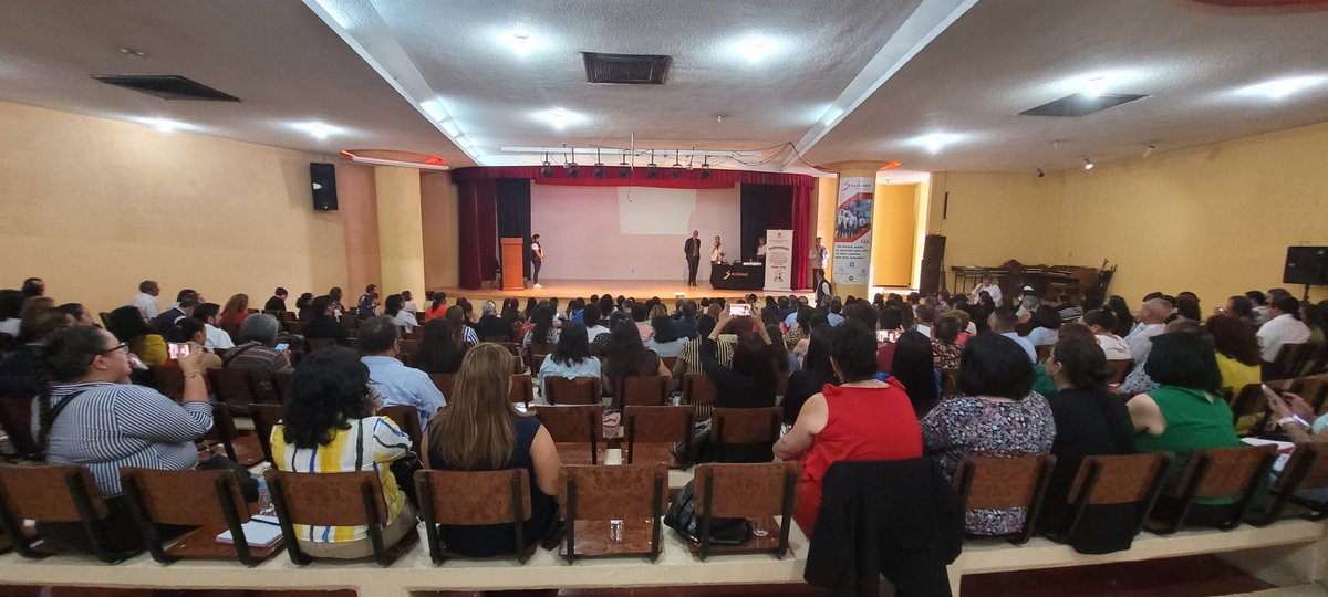 Mtralulusanz's tweet photo. Agradecemos al Lic. Marco Antonio Ortega Ramos Coordinador General y Jurídico de Convive,  que compartiera con nuestra Región la conferencia "Normatividad en Torno a la
Convivencia Escolar y
Construcción de paz en las
Escuelas del Estado de México, "Ha sido un honor recibirle". https://t.co/CTpphDsOKy
