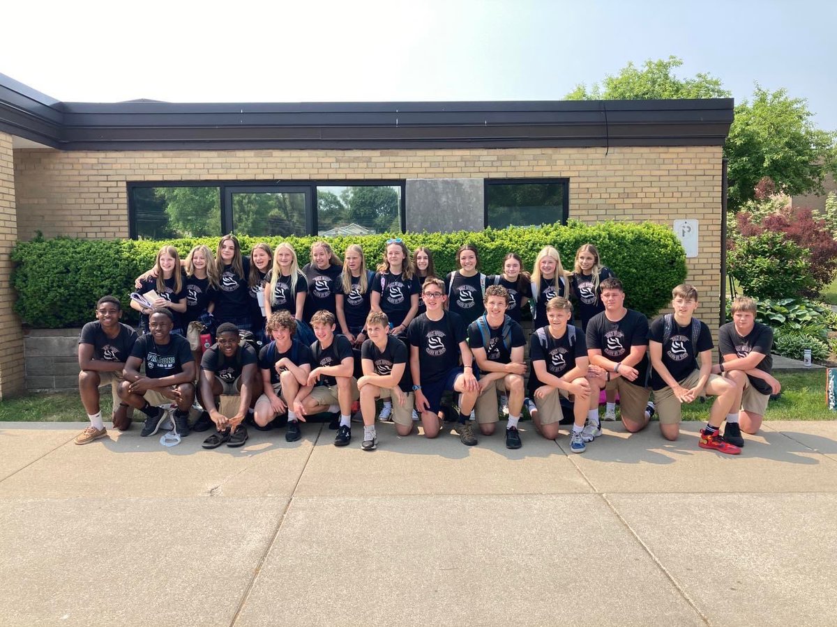 HSSchoolGR's tweet photo. Blessings on our 8th graders who graduated earlier this week.   “Be who God created you to be and you’ll set the world on fire” (St. Catherine of Sienna)! https://t.co/eiPTxvhXAb