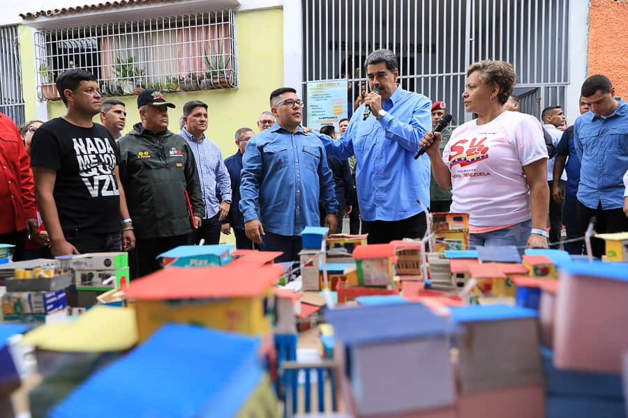 Ministerio del Poder Popular para las Comunas tweet media