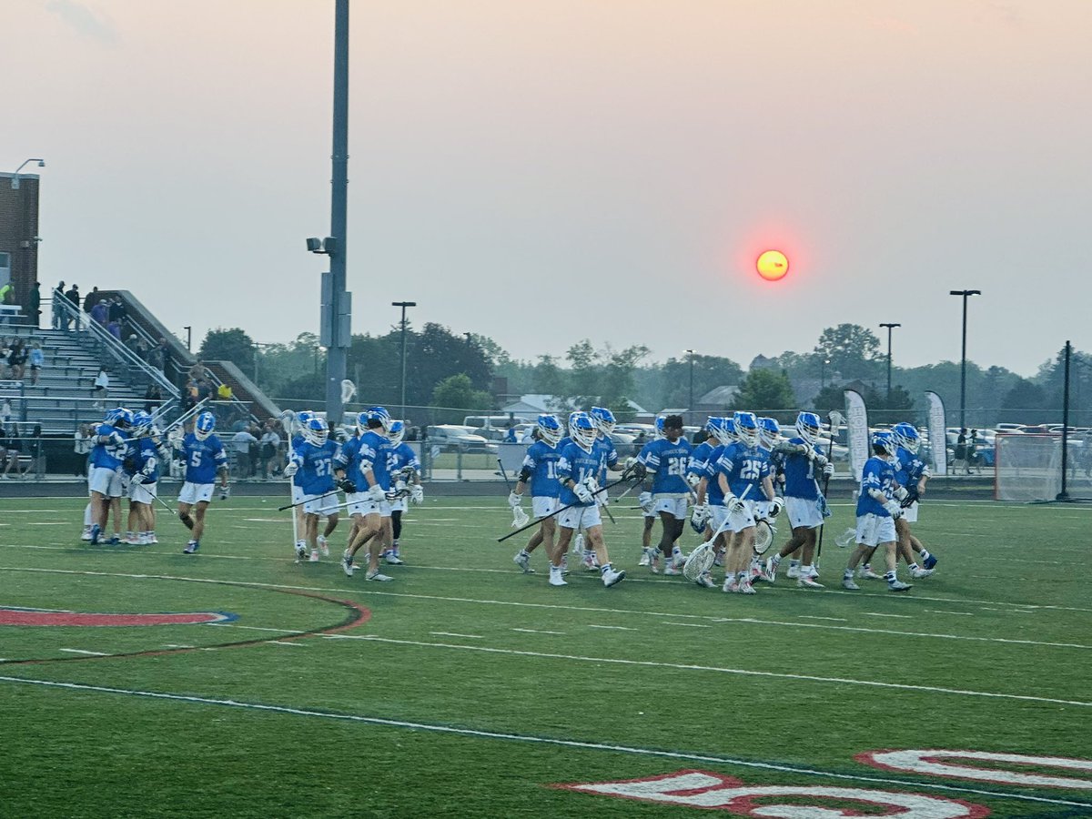 SHAMROCK GOALIE CHUCK GRAVES STANDING ON HIS HEAD IN THE 4TH!!

<a href="/DCCLacrosse/">DCC Lacrosse</a> WILL PLAY FOR THE <a href="/MHSAA/">MHSAA</a> D1 STATE TITLE ON SATURDAY AGAINST BROTHER RICE.  2PM AT EAST GRAND RAPIDS!!  <a href="/DCCShamrocks/">Detroit Catholic Central Athletics</a> #CCpride