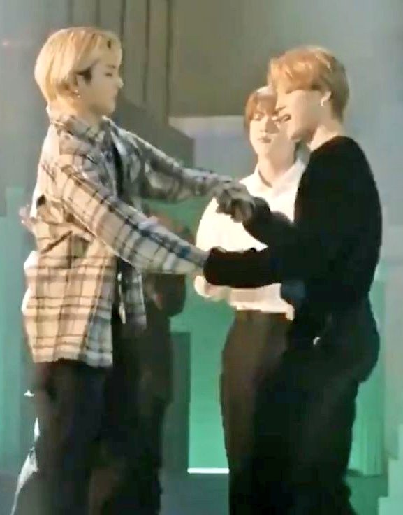 In a display of breathtaking spontaneity and breaking completely from tradition jikook try something  new by playing handsies 

#jikook