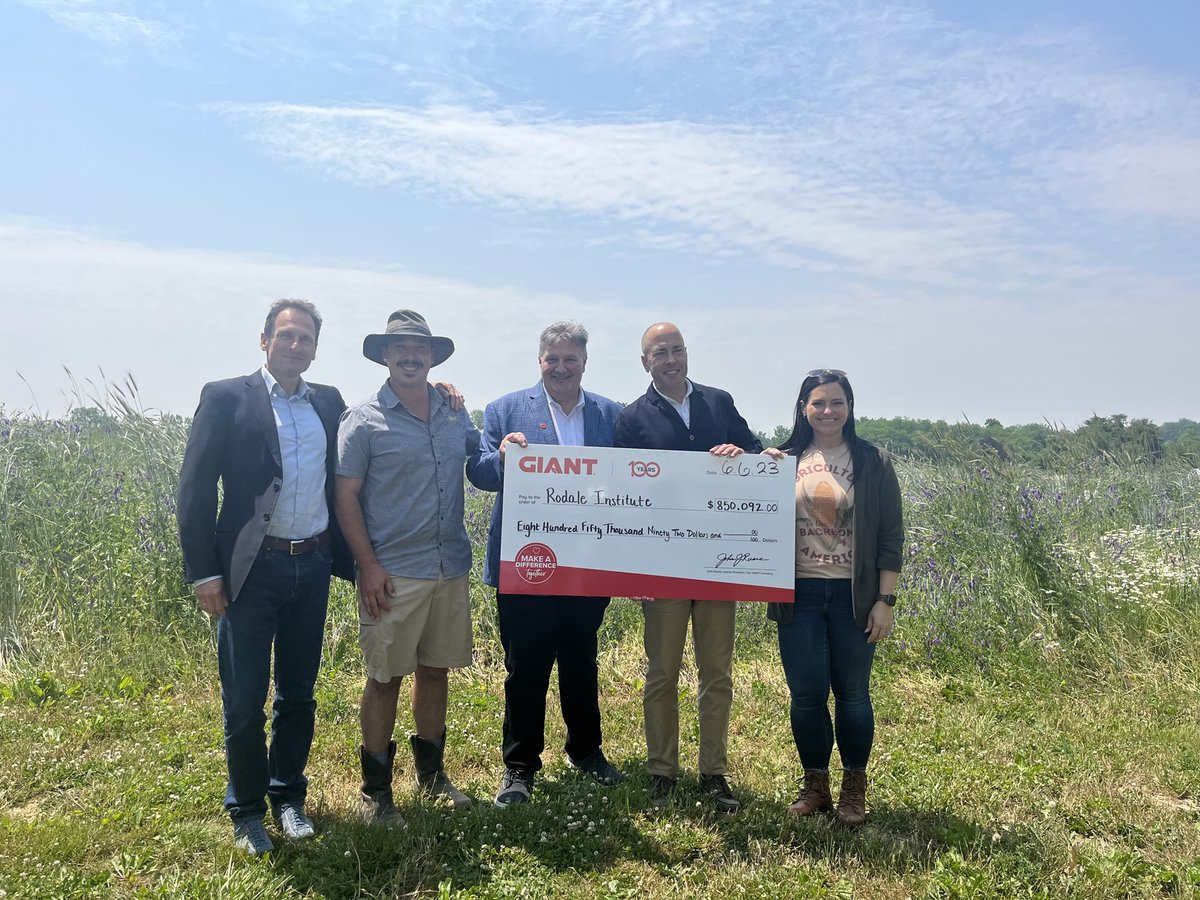 Kudos to @GiantFoodStores!! In partnership with its customers, its Healing Our Planet initiative has raised more than $1.46M to support @RodaleInstitute, Planet Bee Foundation and @ABeautifulPA.