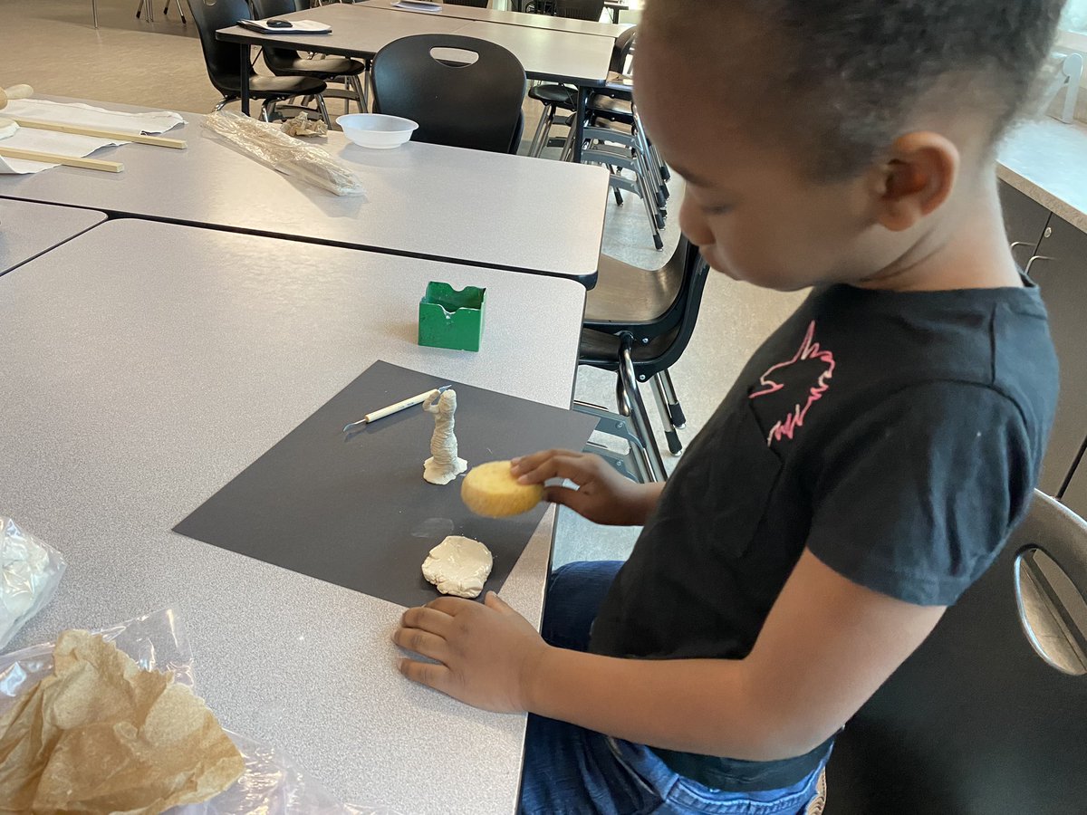 Jamiebenriquez's tweet photo. Art Enrichment with Ms. Paine! I worked on my own coil pot today. #CampMustang #CFISDspirit #WeAreBane #BaneElementary #SummerSchoolFun https://t.co/yGib7GZEK9