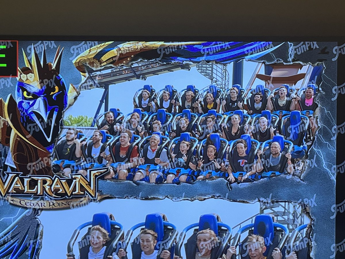 MrMarshallteach's tweet photo. @MiddleSaline BlueStreak✅  
Last ride of the trip…ValRavn!!!
Will it be the best ride of the day….We will find out…😎#ClubShowtime #WereGonnaHitIt  #7thGradeCedarPointTrip https://t.co/KVt3ZKNprJ
