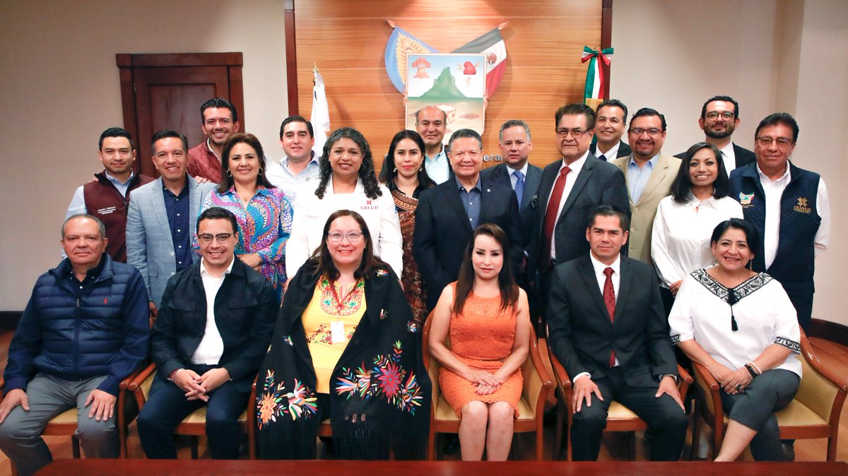 En 9 meses de administración hemos dado pasos firmes hacia la transformación de Hidalgo, hoy los analizamos en reunión de trabajo con el gabinete.

La constante evaluación de cada Secretaría nos ayuda a seguir mejorando para entregar los resultados que las y los hidalguenses se