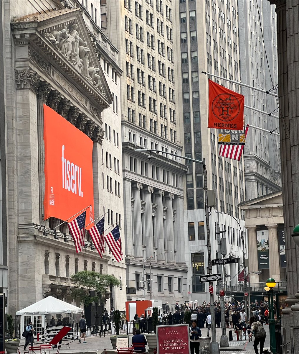 Elinphant, L.L.C. tweet media