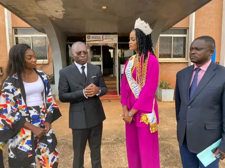 FMSP - Université de Dschang (@fmspde2608) on Twitter photo Miss Cameroon 2023 received by the Secretary General of the University of Dschang and the Director of the Annex Regional Hospital of Dschang.
This visit was part of the breast cancer awareness and fight program.
I let you discover some images of that day 🙂
<a href="/MissCamerounOff/">MissCamerounOfficiel</a> Miss Cameroon 2023 received by the Secretary General of the University of Dschang and the Director of the Annex Regional Hospital of Dschang.
This visit was part of the breast cancer awareness and fight program.
I let you discover some images of that day 🙂
<a href="/MissCamerounOff/">MissCamerounOfficiel</a>