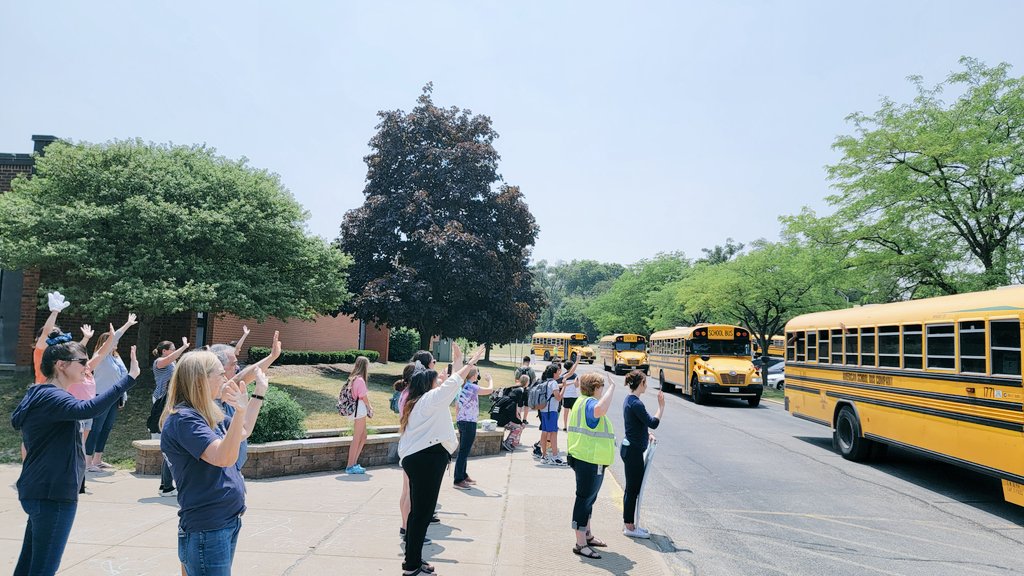 Last day wave off. 
What. A. Year. <a href="/OJHEagles/">OJHEagles</a> Glad to have had the opportunity to lead another amazing year.