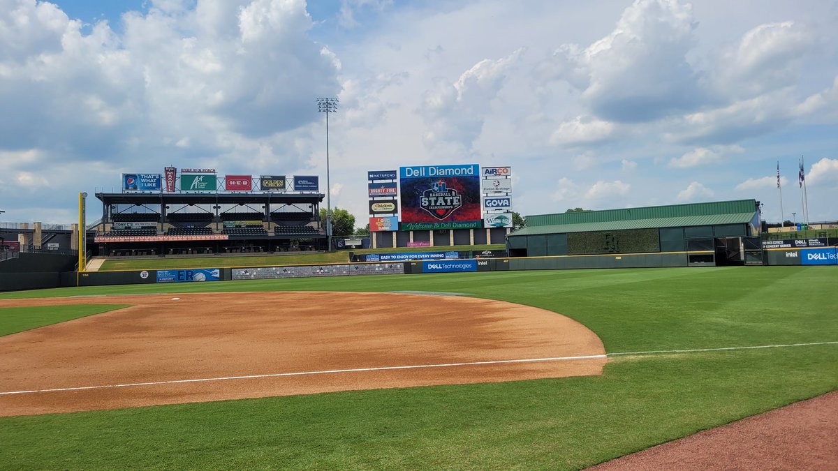 Out here at Dell Diamond stadium for Harleton vs Collinsville. Stay tuned for updates #txhsbaseball #beasttexas #easttexas