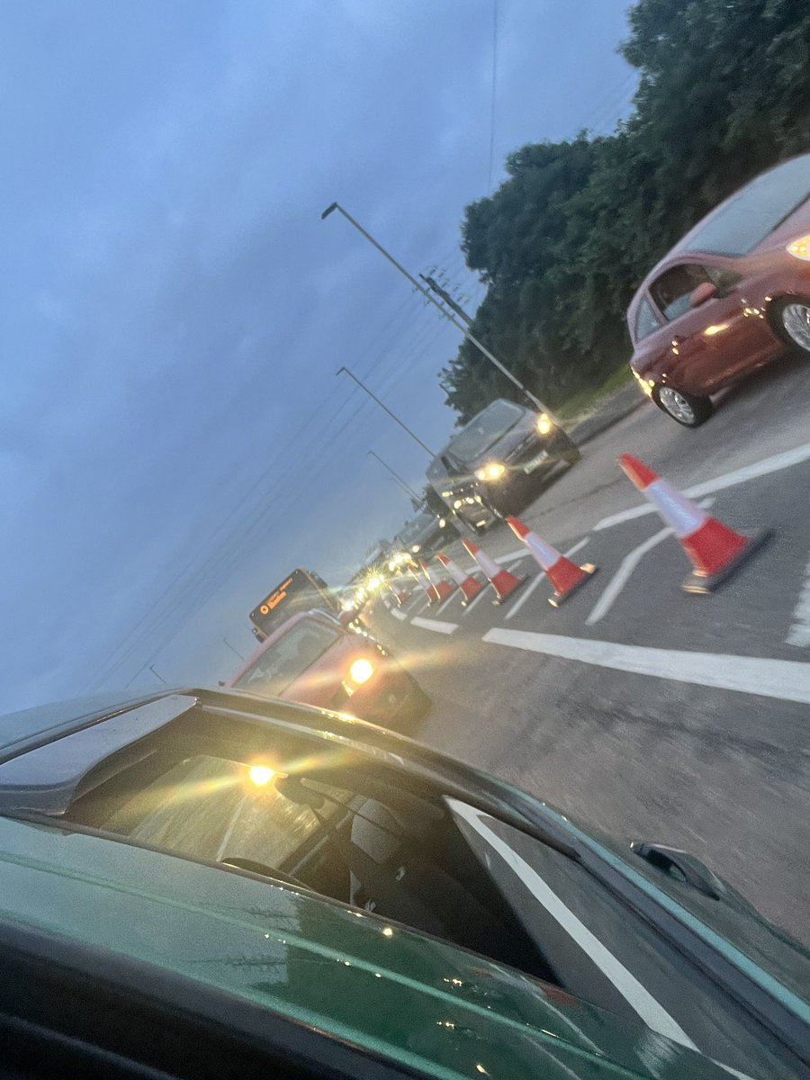 hollymae_2002's tweet photo. @Gexrgie26 We still not even home yet that’s our current situation just trying get back to long Eaton 🙈😂 https://t.co/wFAcEUCheb