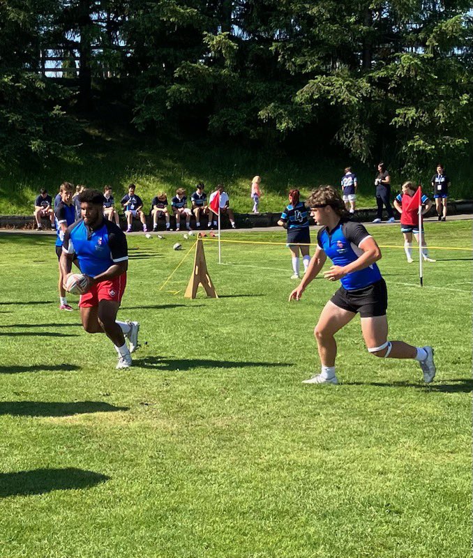 _0Gavin0_'s tweet photo. Called up for varsity for the provincial tournament last week!
3 Trys
Multi sport athlete🤷‍♂️ https://t.co/PdkbNlMfLx