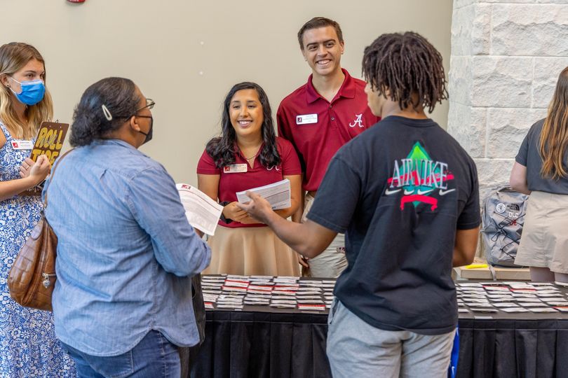 UA Parent & Family Programs tweet media