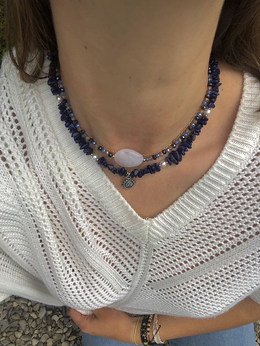 margauxlaurt7's tweet photo. Je me fais un peu de pub ici ça fait longtemps : je fais des bijoux que je vends sur etsy @perles.de.ta.grdmr sur insta si vous êtes intéressés 🫶🏼
Des bisous 🌞 https://t.co/fC27BcKf6V