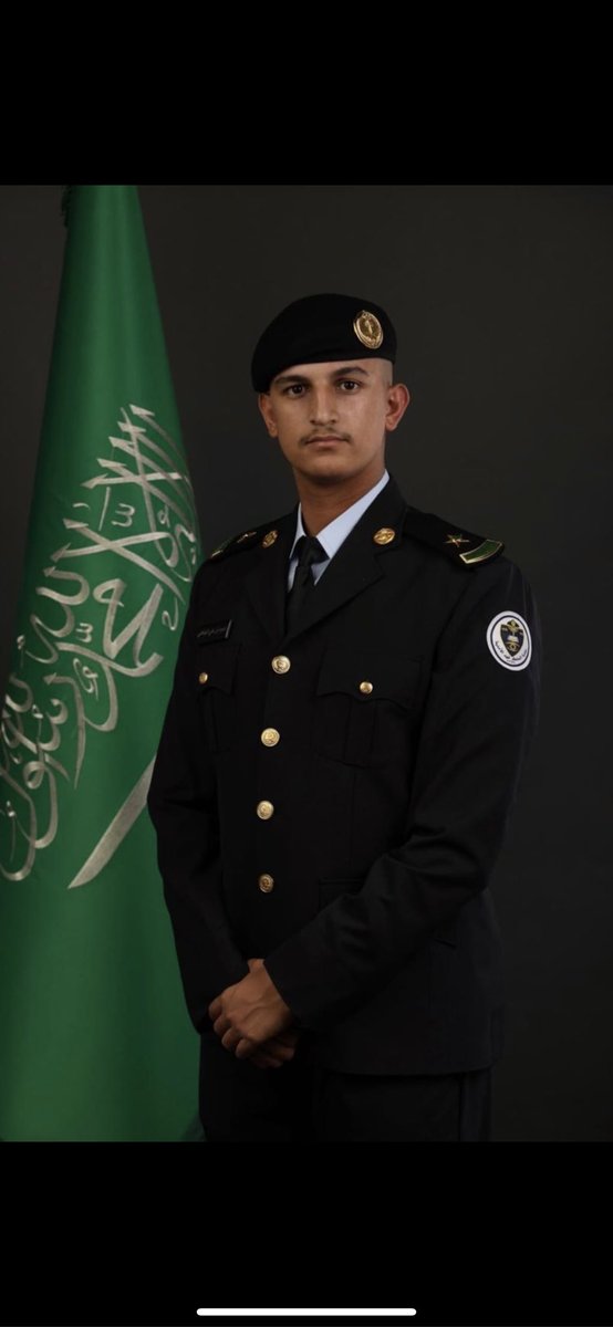 alburud's tweet photo. نبارك للأخ حمود بن علي العويويد الباهلي تخرجه من كلية الملك فهد الأمنية برتبة ملازم .. جعلها الله عونا له على طاعته وخدمة دينه ومليكه ووطنه. https://t.co/aauCfHp3bf