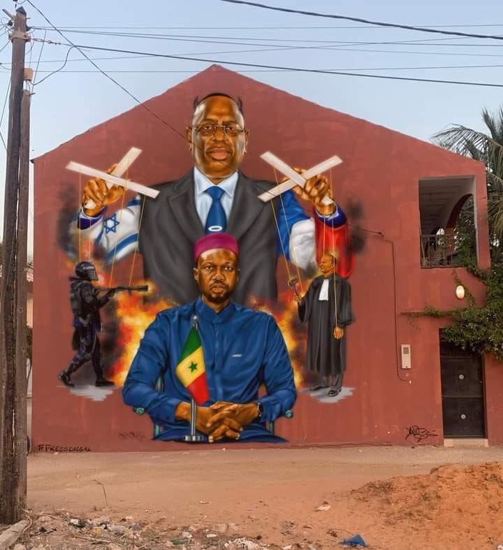 That’s some fine art there! #freesenegal 
Credit: owner