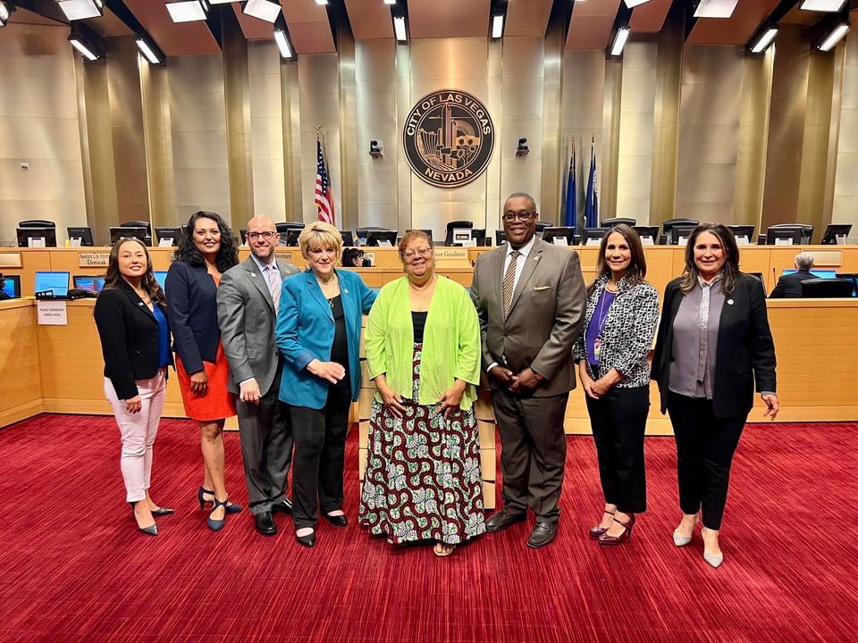 VictoriaDseaman's tweet photo. The Mayor and City Council recognized Michelle Hardy-Rodriquez for helping those that suffer from traumatic experiences with her non-profit, My Scars Are Beautiful. We also recognized the @HRC for their outstanding work to protect the rights of the LGBTQ+ community and Juneteenth as African-American freedom day. Also, it was great to see @YIaish he delivered the invocation to start our City Council meeting today.

@cityoflasvegas #lvcouncil #lvccward2 #citizenofthemonth #recognition #communityservice #inspiration #myscarsarebeautiful #embracingscars #loveyourscars #lgbtq #juneteenth