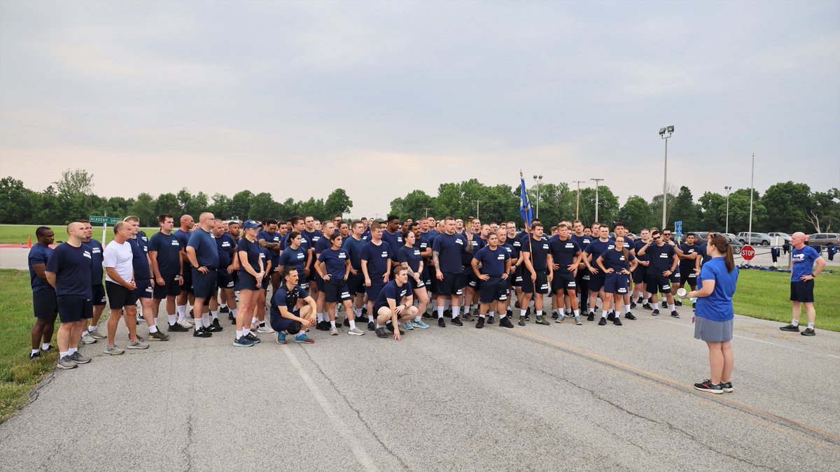 IndianaLawEnfo1's tweet photo. Basic Class 230 & friends enjoyed the Law Enforcement Torch Run at the ILEA!🔥 To date Class 230 has raised over $9,000 for Special Olympics of Indiana!💙 The Special Olympic Games begin this week in Terre Haute! @SOIndiana #ILEABasicClass230 #LawEnforcementTorchRun https://t.co/oMxxf1ADBO