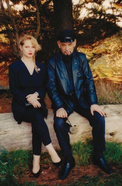 cbch54898101's tweet photo. Church of Satan founder Anton LaVey and daughter Zeena - some say a famous singer has her dna https://t.co/uwOIIXeP2p