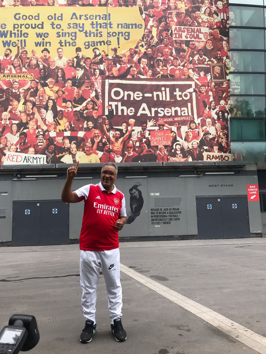 TKO2POW's tweet photo. The Force Is Back 💥 The Legend Michael Watson Former Middleweight Champion @Arsenal 
#Champions #football https://t.co/3XVrlAgtwh