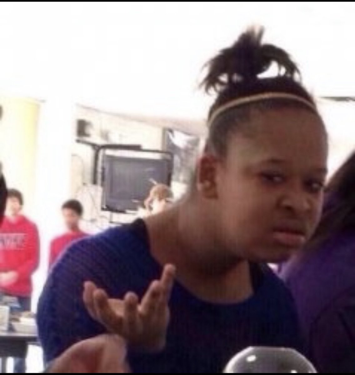 These boys are desperate to stay in this bloody villa flirting with everything with a pulse #LoveIsland