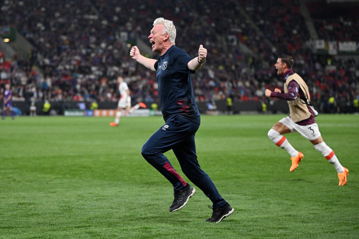 Copa90's tweet photo. Go on Moysey https://t.co/KWHr2AjAC0