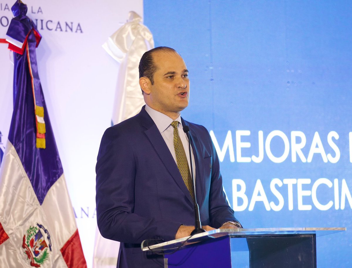 franck_023's tweet photo. La #IndustriaFarmacéutica de RD manifestó su respaldo a la gestión de @PromeseCal | #FarmaciasdelPueblo. Hecho sin precedentes donde se resaltó la transparencia y la eficiencia de una gestión inteligente al servicio de la gente de nuestro DG @adolfoperez y su equipo. 

Seguimos‼️ https://t.co/FAvFD43i3q