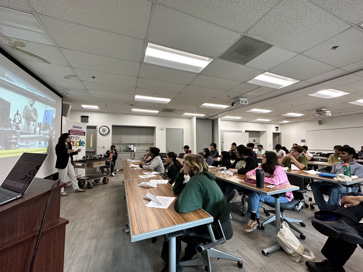 saifislam's tweet photo. The CITRIS INSPIRE event, held from June 5-7, was a tremendous success with an exceptional group of K12 students who brought incredible enthusiasm and engagement. @citrisnews @UCDavis #STEM https://t.co/D1Z67du7s5