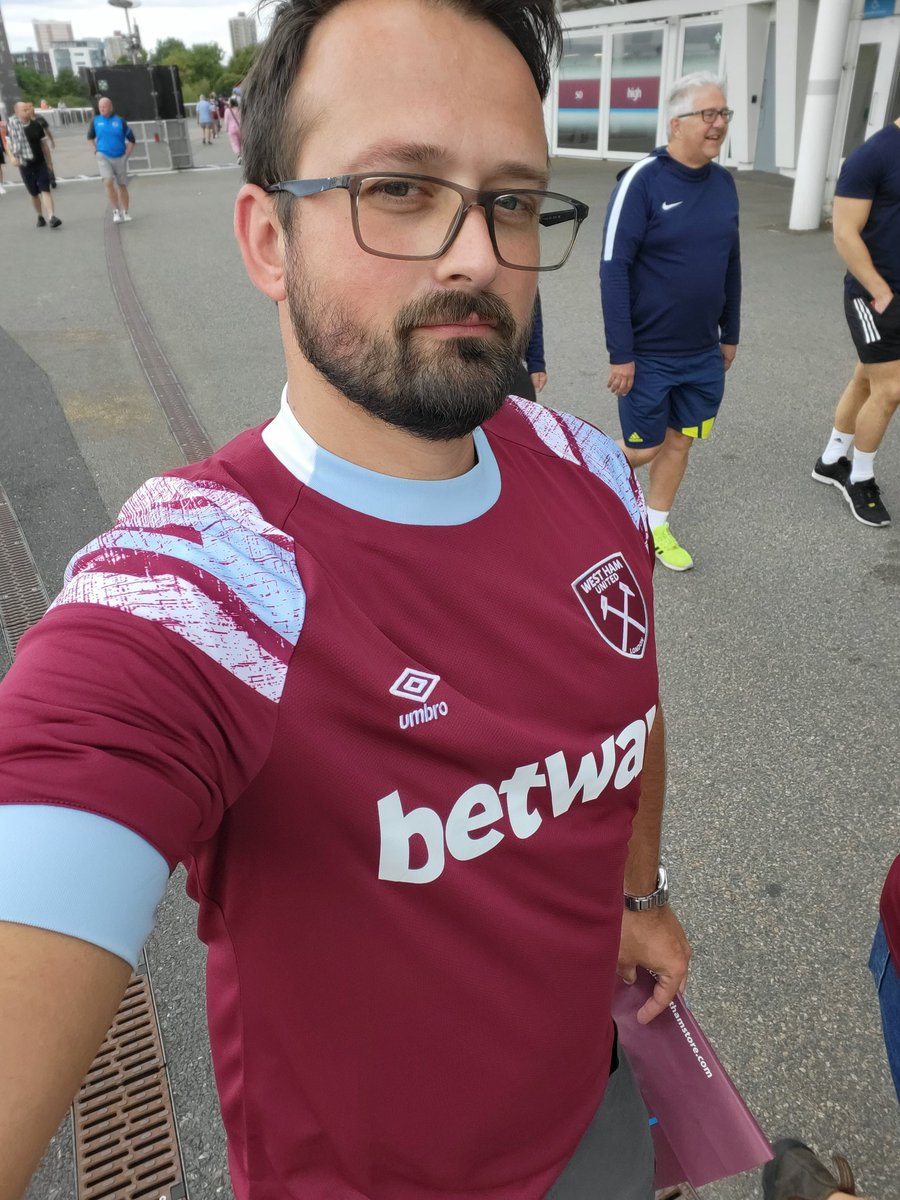 Jacob Denhollander on Twitter "Oh, hey, a team I cheer for actually