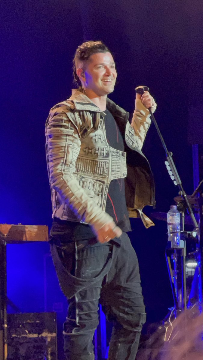 JaimeMarie17's tweet image. &quot;We&apos;re smiling but we&apos;re close to tears&quot; 🎶 
Few of my favourite pics I took in Wolverhampton on Monday night 🥰 

@thescript @TheScript_Danny @glenofthepower @benjaminsarge #TheScript #TheScriptWolverhampton #TheScriptFamily
