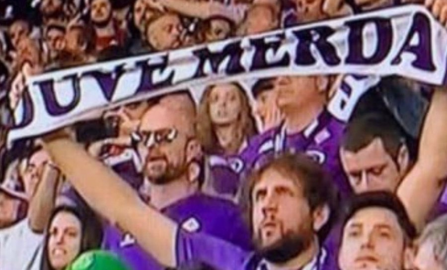 bravimabasta's tweet photo. In ogni caso, sempre meglio tifare a favore. Porta bene. #FiorentinaWestHam https://t.co/JDvPTn6ARl