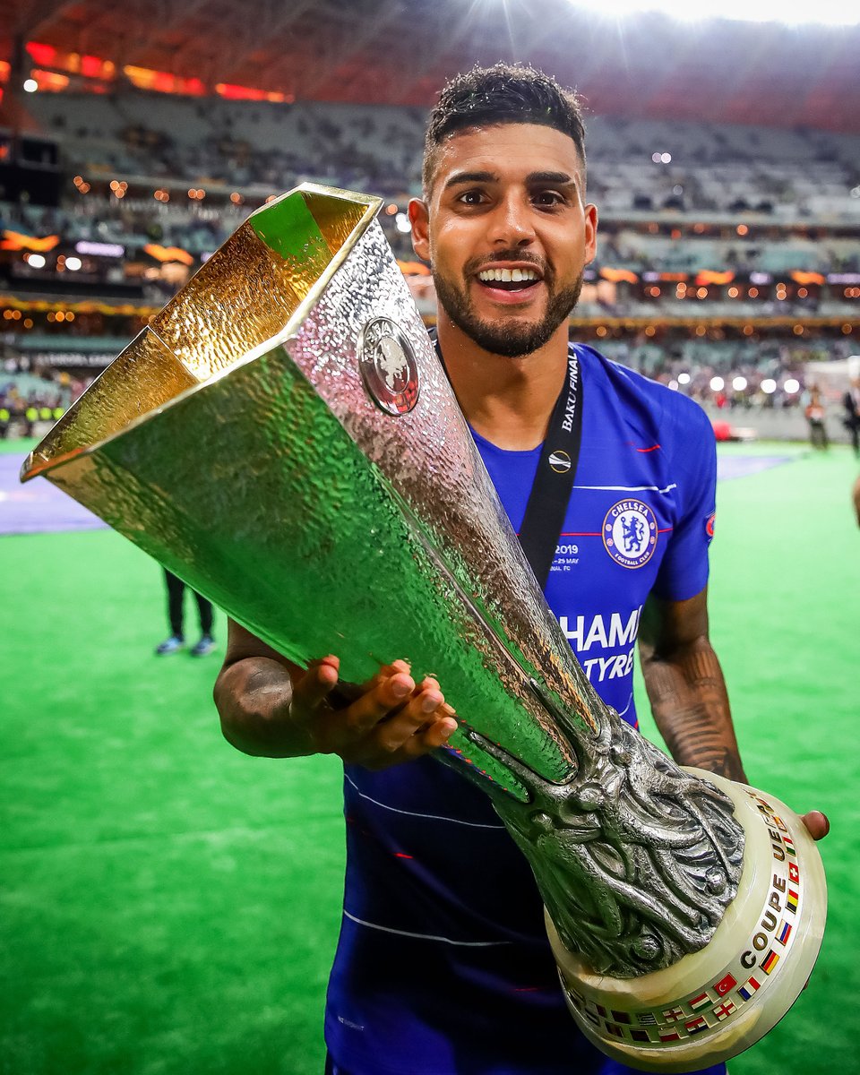 ✅ Euros
✅ Champions League
✅ Europa League
✅ Europa Conference League
✅ UEFA Super Cup 

Emerson becomes the first player to win all five 🏆