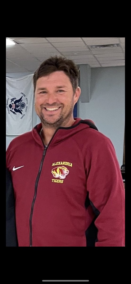 We are excited to announce Jay McFall as our next cross country coach! Jay has  coached 🏀 at Alex the last 5 years at different levels! Jay’s wife Jessie teaches at the elementary and their three children- Carter, Avan, and Kylan are students at the high school! #AlexTigers