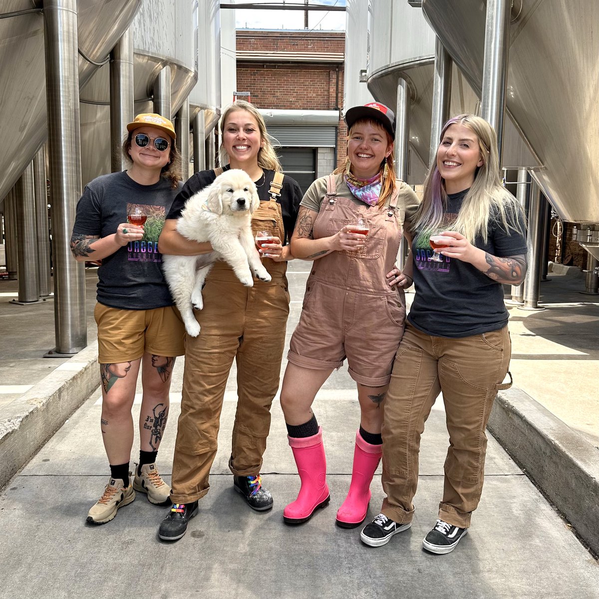 Great Divide Brewing Company (@greatdividebrew) on Twitter photo Happy Pride Month! Members of our brew team joined forces with Jagged Mountain to bring you ‘Pom Pride,’ a fruity pomegranate & lime gose perfect for June’s festivities. 🌈 🍺
$1 of every pint sold benefits <a href="/CenterOnColfax/">The Center On Colfax + Denver Pride 🏳️🌈</a> Happy Pride Month! Members of our brew team joined forces with Jagged Mountain to bring you ‘Pom Pride,’ a fruity pomegranate & lime gose perfect for June’s festivities. 🌈 🍺
$1 of every pint sold benefits <a href="/CenterOnColfax/">The Center On Colfax + Denver Pride 🏳️🌈</a>