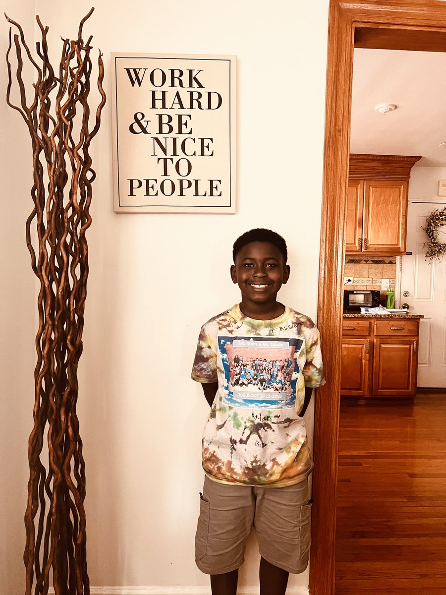 And just like that- I have a 4th grader!  Wishing all of the parents a sound peace of mind this summer! Stay strong 💪🏾💪🏾💪🏾