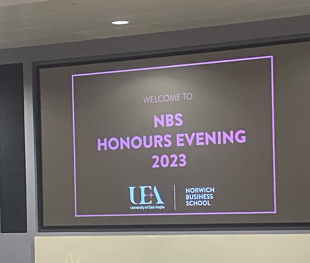 Delighted to collect The Placement Support Award 2023 from ⁦<a href="/NorwichBSchool/">NBS @ UEA</a>⁩ earlier this evening on behalf of ⁦<a href="/LarkingGowen/">Larking Gowen</a>⁩ well done to all involved in the event and ⁦<a href="/uniofeastanglia/">UEA</a>⁩ for your engagement with the Norwich business community