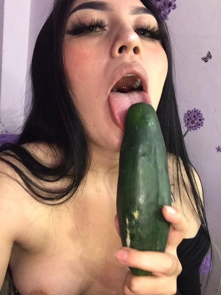 TaliaMendozaG's tweet photo. Quieres ver como me entra todito? 😏
Solo Sígueme, dale RT y comenta 😈 https://t.co/cKpkBAGDUC