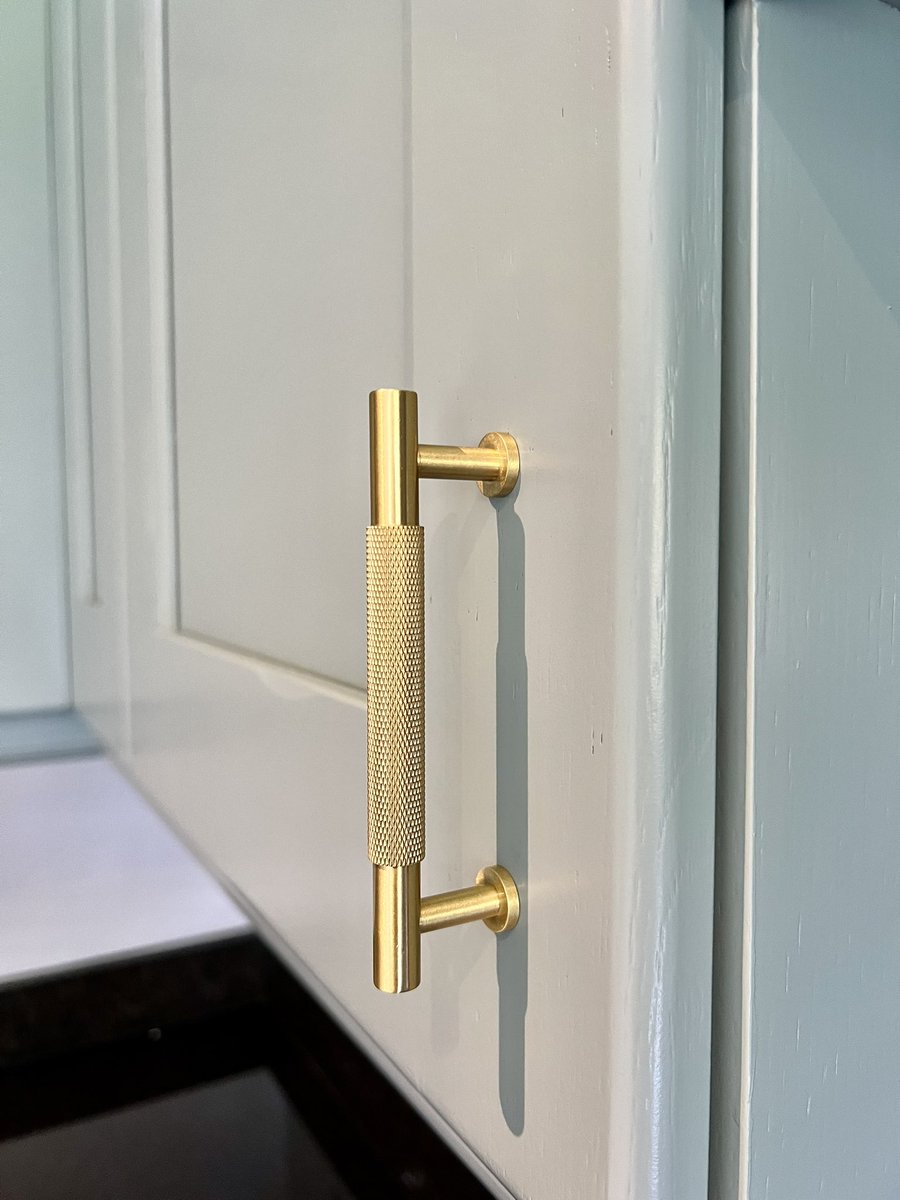 Another recent kitchen transformation in #Cheshire #ovalroomblue #northwich #jsdecor